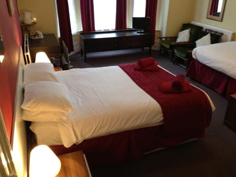 Abbey Lodge Hotel Bed and Breakfast in London Borough of Ealing