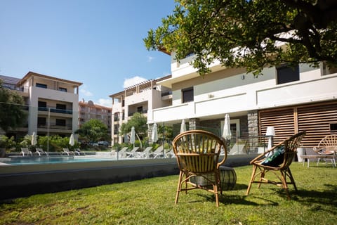 Property building, Garden view, Pool view