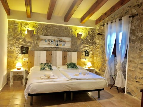 Agroturismo Can Guillo Farm Stay in Raiguer