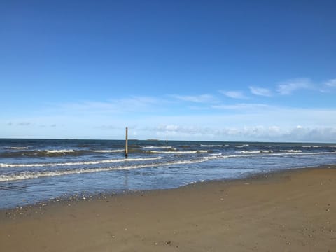 Villa les pieds dans l'eau 8 personnes House in Normandy