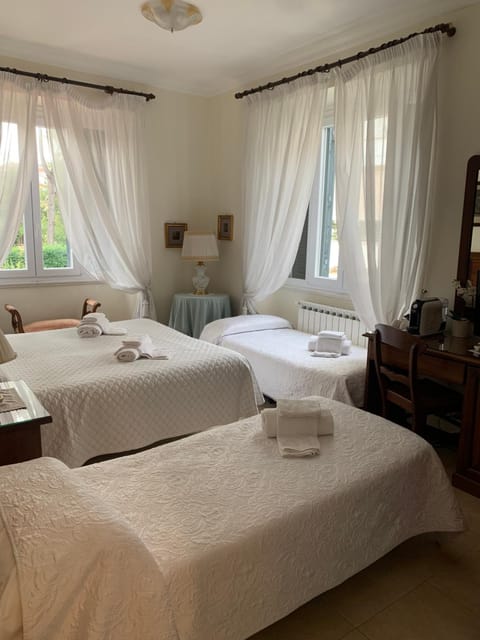 Villa Orsini Bed and Breakfast in Rome