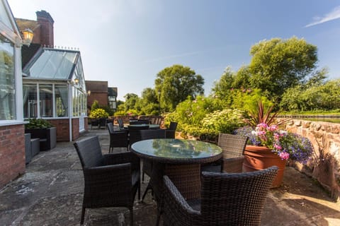 Patio, Balcony/Terrace