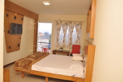 Drizzle Drop Inn Resort in Ooty