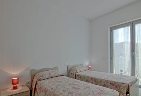 Palazzina Romani-Romani Holidays Apartments Condo in Alba Adriatica