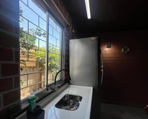 Kitchen or kitchenette, oven, pet friendly, stove