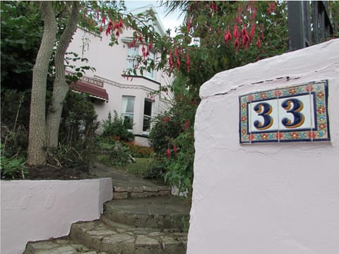 Property building, Garden, Street view