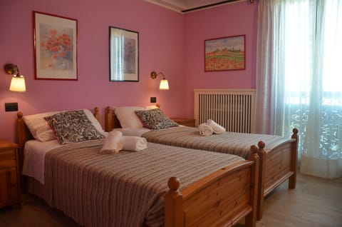 Affittacamere Porticciolo Bed and Breakfast in Peschiera del Garda