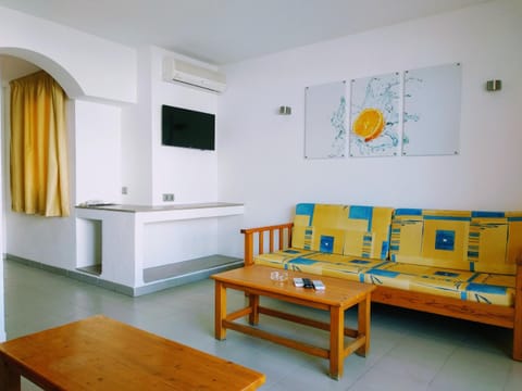 Apartamentos Jet - Adults Only Appartement-Hotel in Ibiza