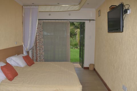 Spurwing Guest House Bed and Breakfast in Nairobi