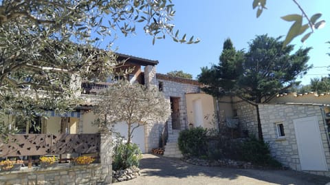 Les Lauriers Roses House in Vallon-Pont-d'Arc