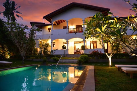 Property building, Night, Garden, Balcony/Terrace, Swimming pool, Sunset