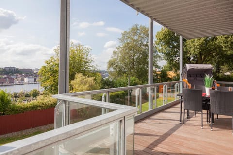 Balcony/Terrace, Dining area