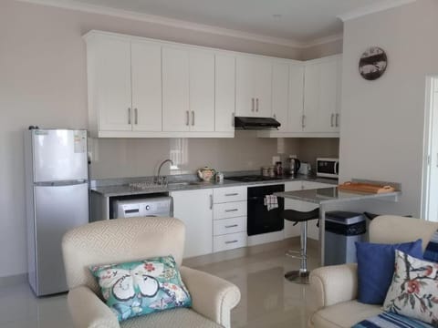 Broadway Bay Accommodation Condominio in Durban