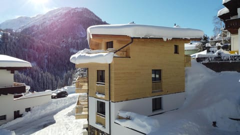 ARLhome - Zuhause am Arlberg Apartment hotel in Saint Anton am Arlberg