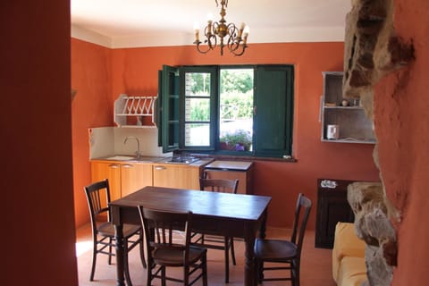 Agriturismo Cilla Farm Stay in Province of Massa and Carrara