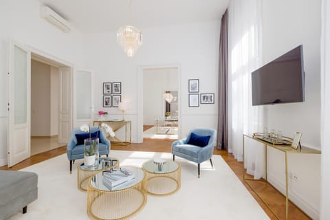 Rafael Kaiser - Premium Apartments City Centre - Contactless 24h Check-In Condo in Vienna