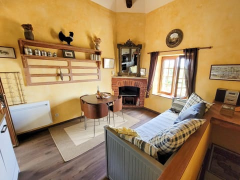 Holiday Home Le Pigeonnier by Interhome House in Centre-Val de Loire