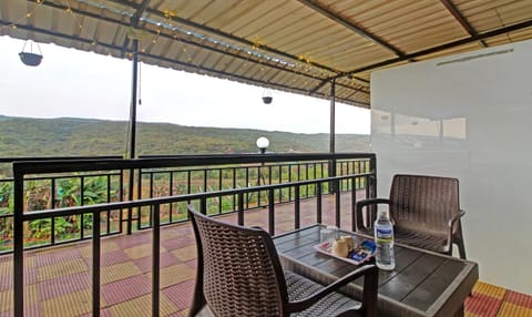 Seating area, Mountain view