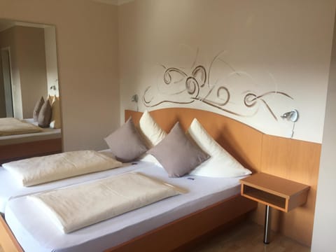 Pension Wagner Bed and Breakfast in Ingolstadt