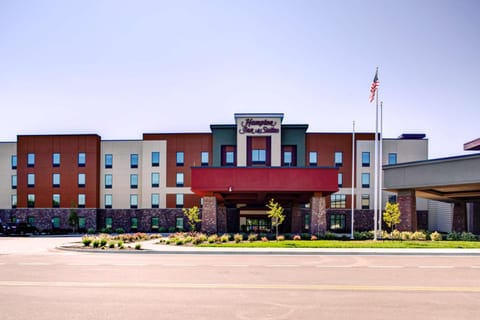 Hampton Inn & Suites Pittsburg Kansas Crossing Hotel in Ozark Mountains
