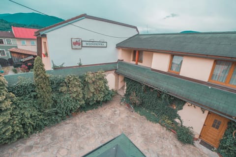 Mountain view, Inner courtyard view