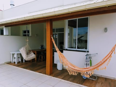 Balcony/Terrace, sunbed