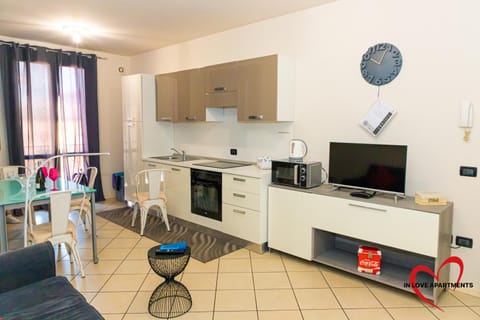 Kitchen or kitchenette, Seating area, dishwasher, minibar, oven, pet friendly, stove