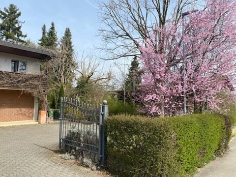 Apartments in Leafy Suburb Condo in Canton of Bern (Region)