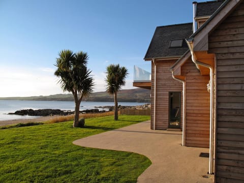 Spring, Natural landscape, Fishing, Garden, Horse-riding, Balcony/Terrace, Beach, Beach, Canoeing, On site, Garden view, Mountain view, River view, Sea view, Sports