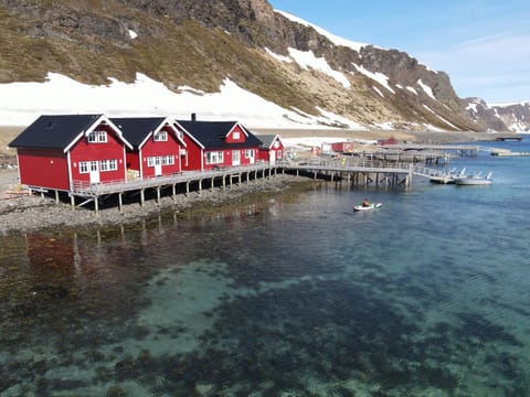 Sarnes Seaside Cabins Haus in Troms Og Finnmark