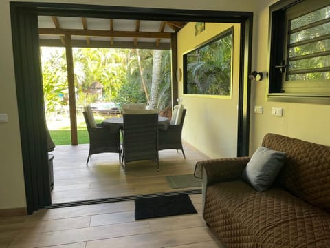 Living room, Dining area, Garden view