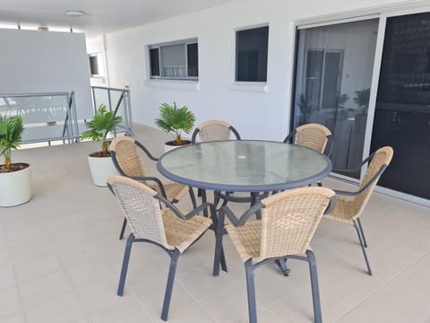 Cranbourne Court Beachside Apartments Copropriété in Maroochydore