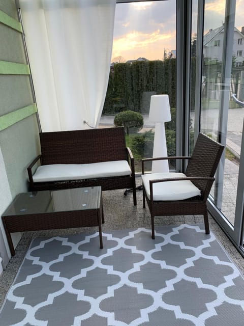 Balcony/Terrace, Garden view