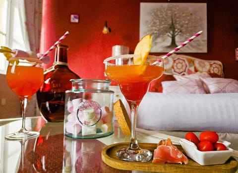 Lounge or bar, Bedroom, Area and facilities