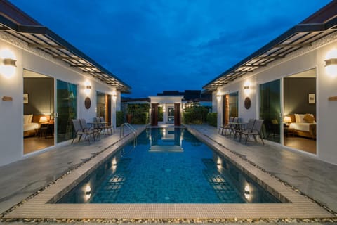 Phuket La Siesta Villa in Rawai