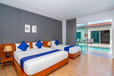 Bed, Photo of the whole room, Bedroom, Pool view, Swimming pool, sunbed