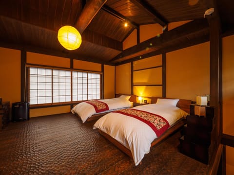 100 years old traditional Kyoto Machiya townhouse - K's Villa House in Kyoto