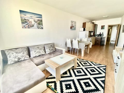 Apartments in Sunny Island Complex Apartment hotel in Burgas Province