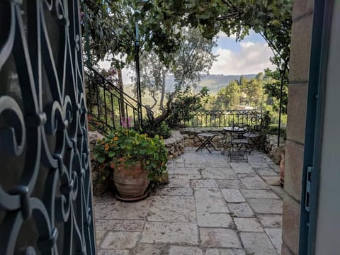 Above The Spring Bed and Breakfast in Jerusalem