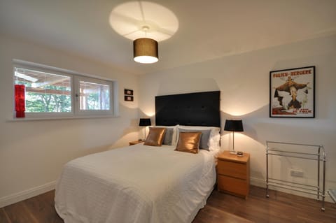 The Garden Apartment, Near Airport & City Apartment in Manchester