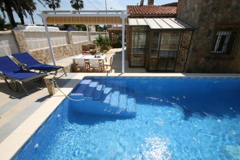 BBQ facilities, Garden, Balcony/Terrace, Area and facilities, Swimming pool