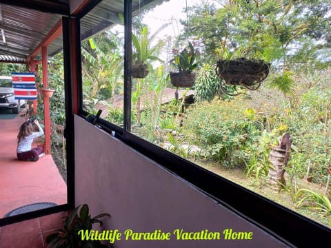 Wildlife Paradise House in Monteverde
