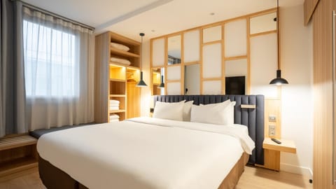 Bed, Bedroom, wardrobe