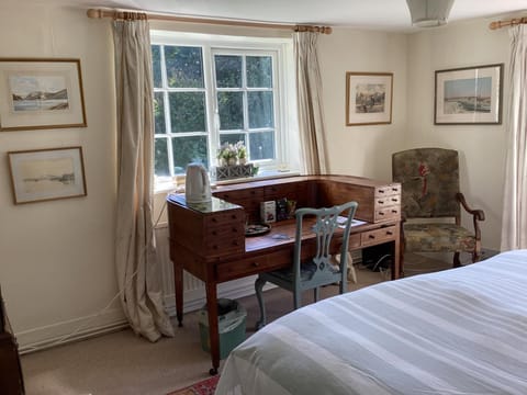 Garden Cottage B&b Bed and Breakfast in Andover
