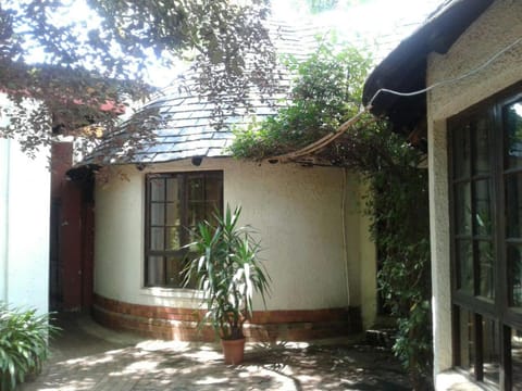 Rosebank Hostel Hostel in Johannesburg