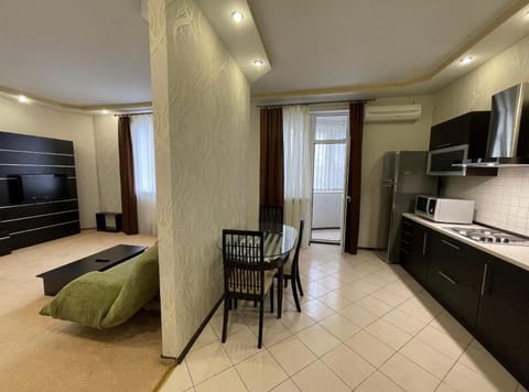 LUX central apartment Condominio in Dnipro