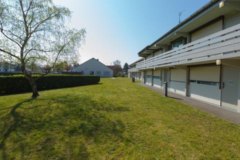 Property building, Garden