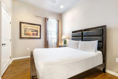 Modern, Spacious Condos with Luxury Amenities Apartment hotel in New Orleans