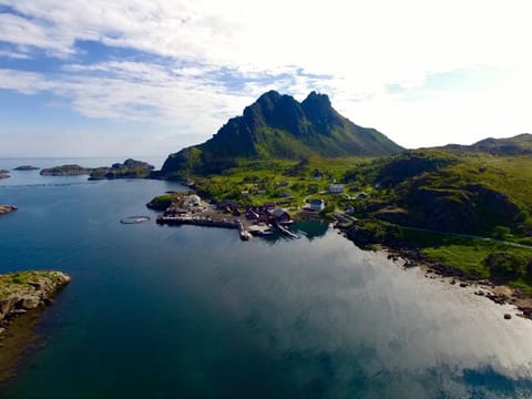 Nearby landmark, Day, Natural landscape, Bird's eye view, Hiking, Mountain view, Sea view