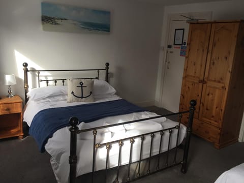 The Victoria Hotel Bed and breakfast in Burnham-on-Sea